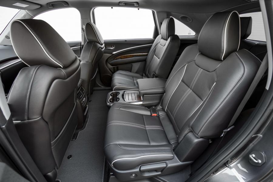 Интерьер Acura MDX Sport Hybrid (YD3) 2017 года  (фото 44 из 72)